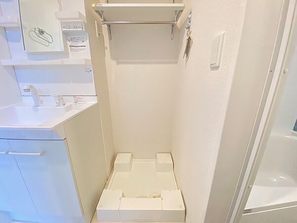 D-room華里