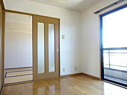 メイプルヒルズ 207 2階2DKのリビング/ダイニング