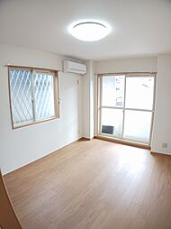 アルドーレ 104 1階1Kのリビング/ダイニング