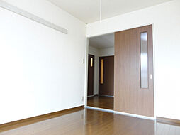 プチ・シャンブルいずみI 101 1階3DKのリビング/ダイニング