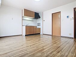 Casa Foresta 203 2階1LDKのリビング/ダイニング