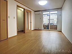 ベル　フィオーレII 102 1階1Kのリビング/ダイニング