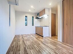 エルメゾン　ラクワット 101 1階ワンルームのリビング/ダイニング