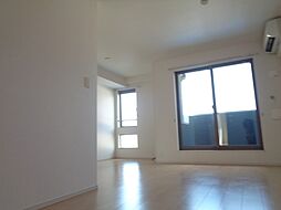 ベル・カーサ 202 2階1LDKのリビング/ダイニング