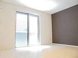 レイクヒルズ西今 101 1階1Kのリビング/ダイニング