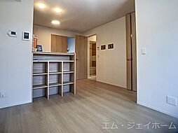 JR東海道・山陽本線 守山駅 徒歩17分の賃貸アパート 1階1LDKのリビング/ダイニング