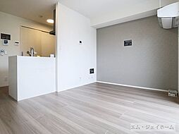 JR東海道・山陽本線 南草津駅 徒歩13分の賃貸アパート 2階3LDKのリビング/ダイニング