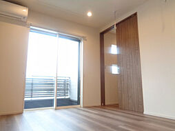 JR東海道・山陽本線 南彦根駅 徒歩19分の賃貸アパート 2階1LDKのリビング/ダイニング