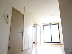 JR東海道・山陽本線 稲枝駅 徒歩1分の賃貸アパート 2階1LDKのリビング/ダイニング