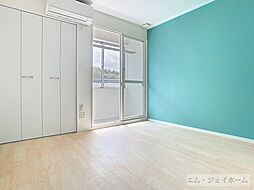 レジーナ 204 2階1Kのリビング/ダイニング