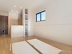 ベルプロムナード湖南　II 201 2階2LDKのリビング/ダイニング