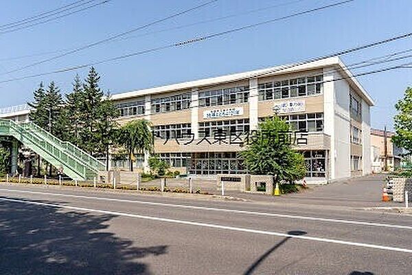 画像15:札幌市立栄小学校 630m