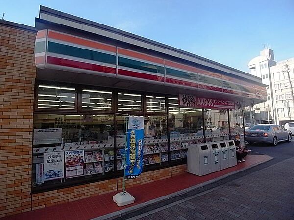 画像16:セブンイレブン 名古屋泉3丁目店（322m）