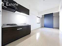 名古屋市営鶴舞線 丸の内駅 徒歩2分の賃貸マンション 7階1LDKのリビング/ダイニング