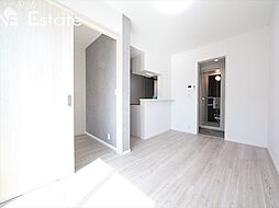 CRASTINE上飯田東町4丁目 301 3階1LDKのリビング/ダイニング