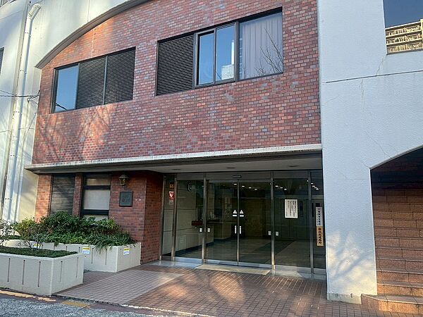 エントランスを拡大表示