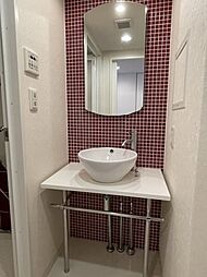 忙しい朝には欠かせない洗面所です