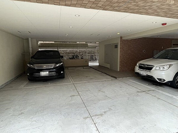 画像28:駐車場があるので、車を買う予定の方も安心です