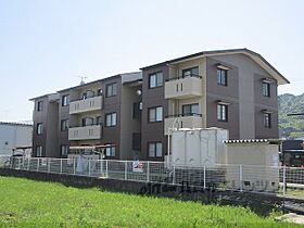 京都府亀岡市千代川町小林北ン田（賃貸マンション2LDK・3階・65.00㎡） その1