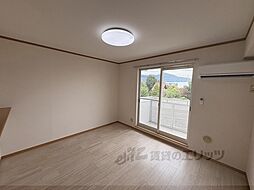 JR山陰本線 並河駅 徒歩4分の賃貸アパート 2階1LDKのリビング/ダイニング