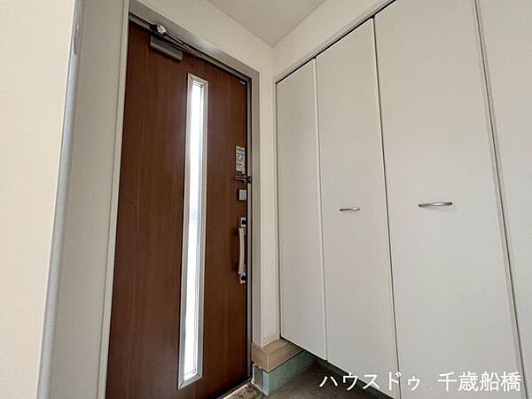 玄関を拡大表示