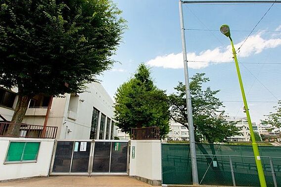 世田谷区立瀬田...