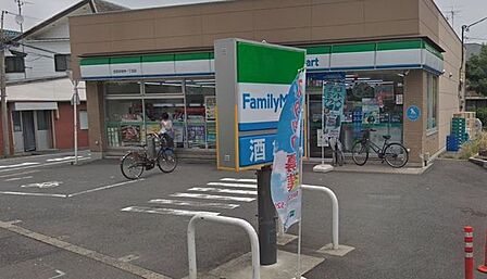 ファミリーマート世田谷若林1丁目店 480m