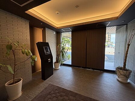 小学校徒歩約2分！周辺施設充実しています♪