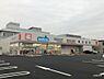 周辺：【ドラッグストア】ウエルシア 淀川三国本町店まで711ｍ