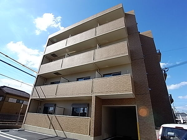 兵庫県明石市魚住町西岡(賃貸マンション1LDK・1階・41.47㎡)の写真 その1