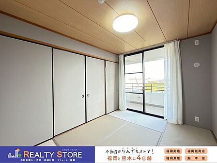 【和室】畳が心地よい和室♪客間としてはもちろん、小さいお子さまの遊びスペースにもおススメ♪