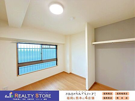 【洋室】自分時間を充実させ、心豊かなひとときを過ごすための大切な空間♪趣味や感性を生かせるようにシンプルな仕上がりになっています。