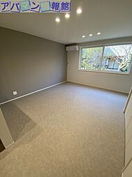 Maison de Rich 1階ワンルームのリビング/ダイニング