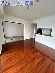 ダイアパレスアベニュー南笹口 6階3LDKのリビング/ダイニング