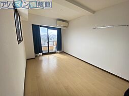 サンクレスト新大 4階1Kのリビング/ダイニング