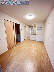 リュシオル　II 1階1LDKのリビング/ダイニング