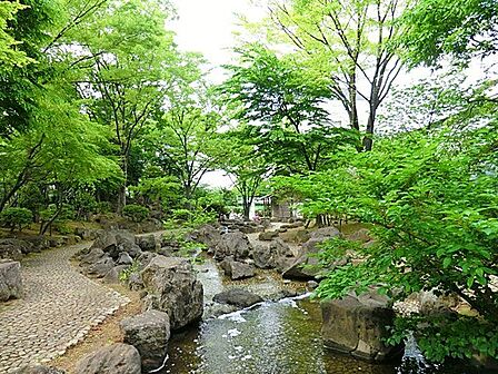 大横川親水公園 徒歩11分。 850m