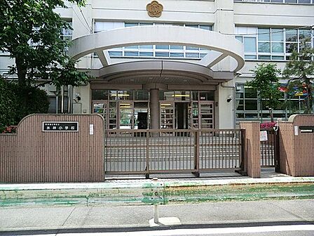 江東区立水神小学校 徒歩12分。 930m