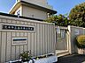 周辺：茨木市立三島中学校　・生徒数約494名 680m
