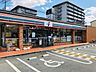 周辺：セブンイレブン茨木三島町店 140m