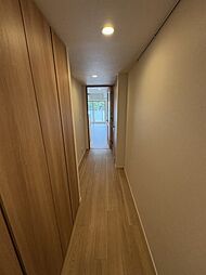 玄関からＬＤＫのお部屋までを撮影