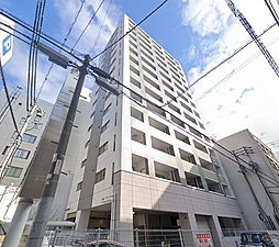 ヴァレーレ県庁前