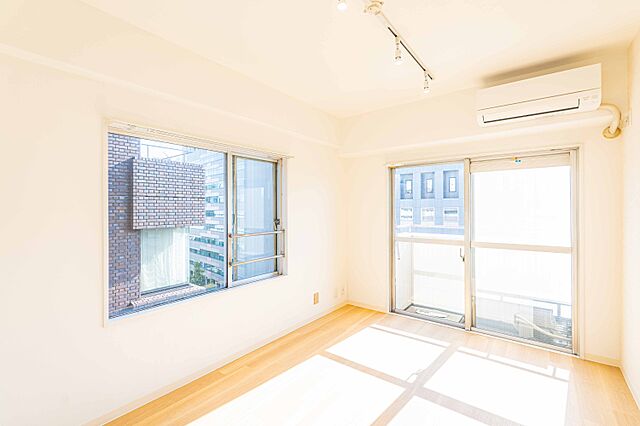 リビング/ダイニング 朝日関口マンション 10階/-