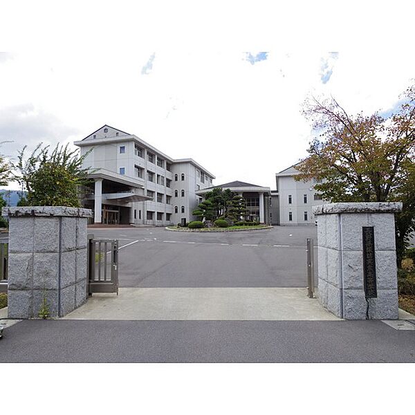 画像28:高校・高専「長野県諏訪実業高校まで402ｍ」