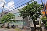 周辺：本町図書館の外観