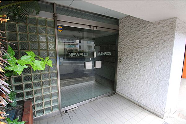 エントランスを拡大表示