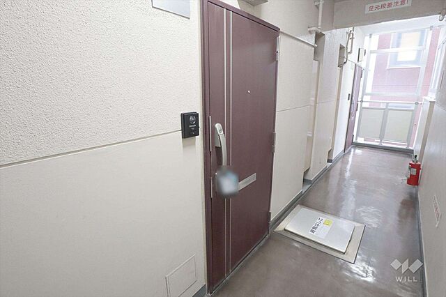 玄関 築地武蔵野マンション 4階/-