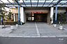 駐車場：駐車場の出入り口