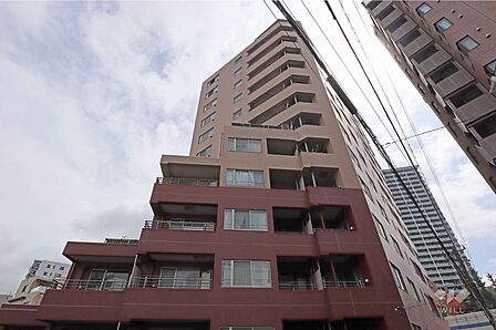 リシェ広尾の外観(北西側から)