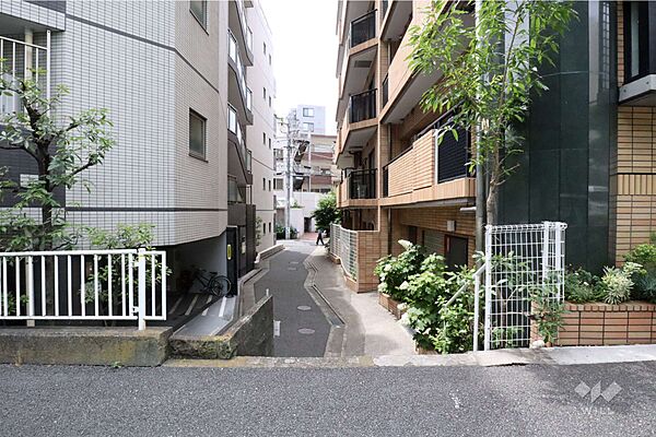 玄関を拡大表示